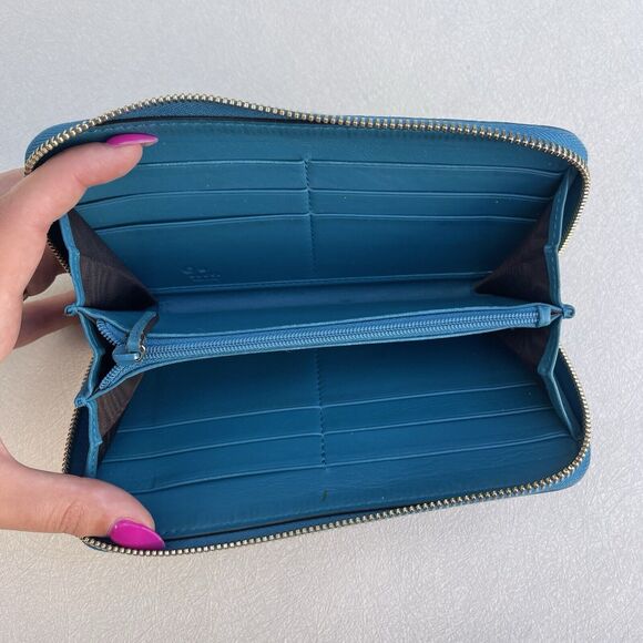 Gucci Blue Guccisima Leather Zip Around Wallet GG - Picture 10 of 14